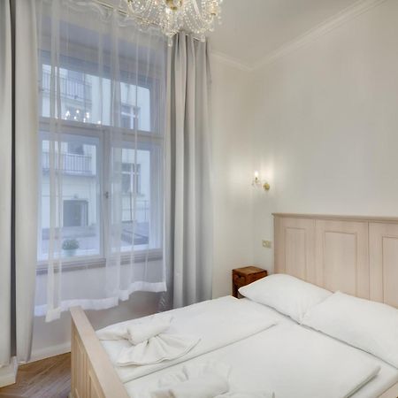 Old Town Square Apartments Πράγα Εξωτερικό φωτογραφία