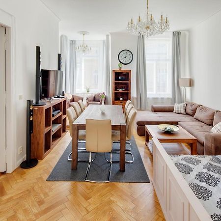 Old Town Square Apartments Πράγα Εξωτερικό φωτογραφία
