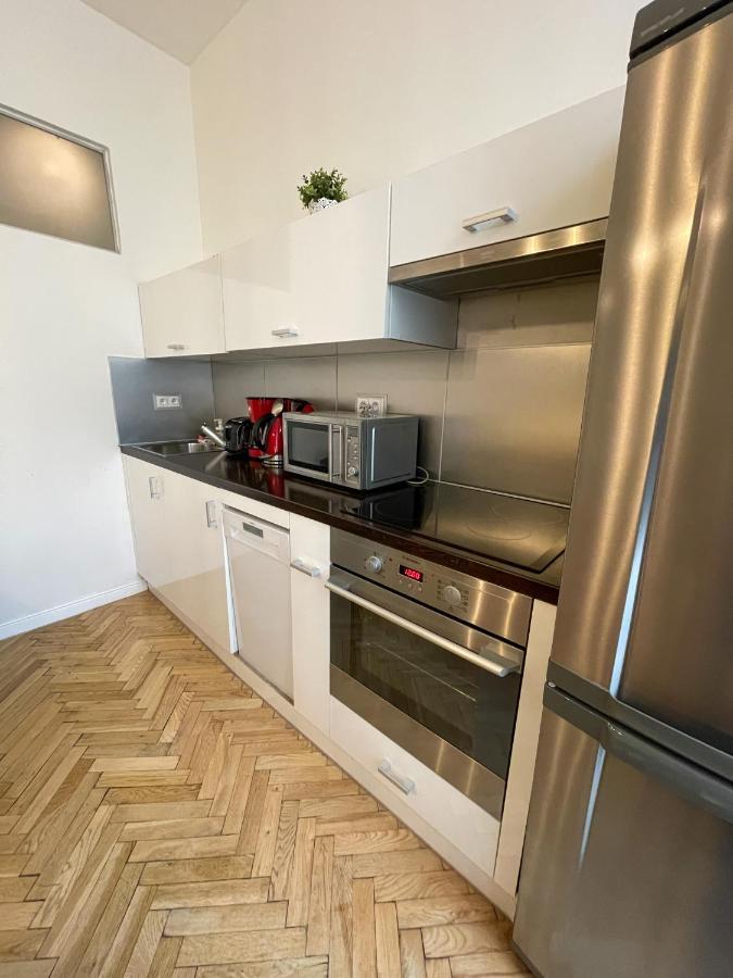 Old Town Square Apartments Πράγα Εξωτερικό φωτογραφία